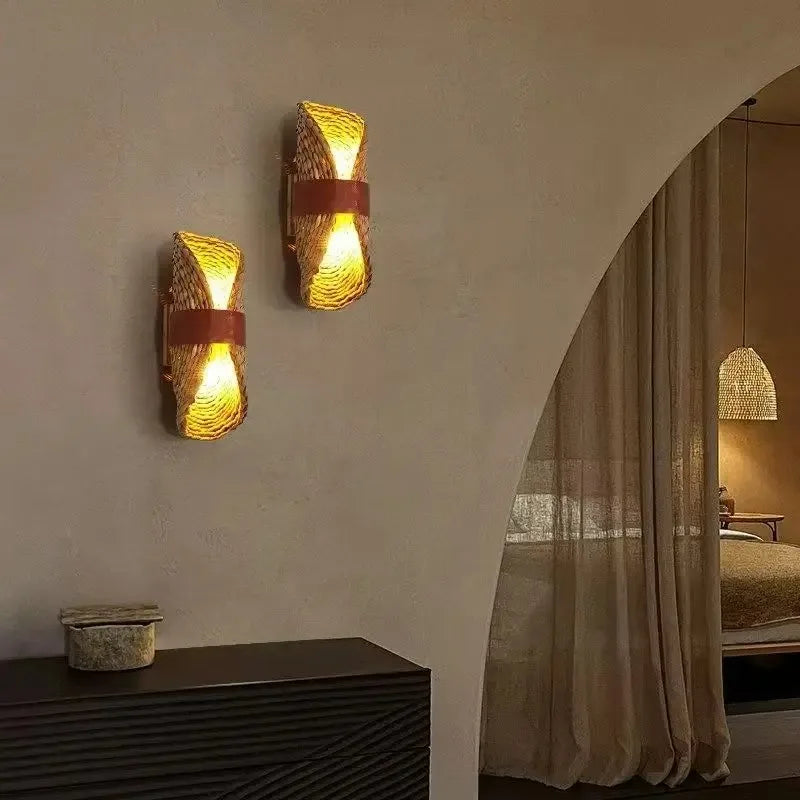 Japanese Retro Hand Woven Rattan Shade Lamp