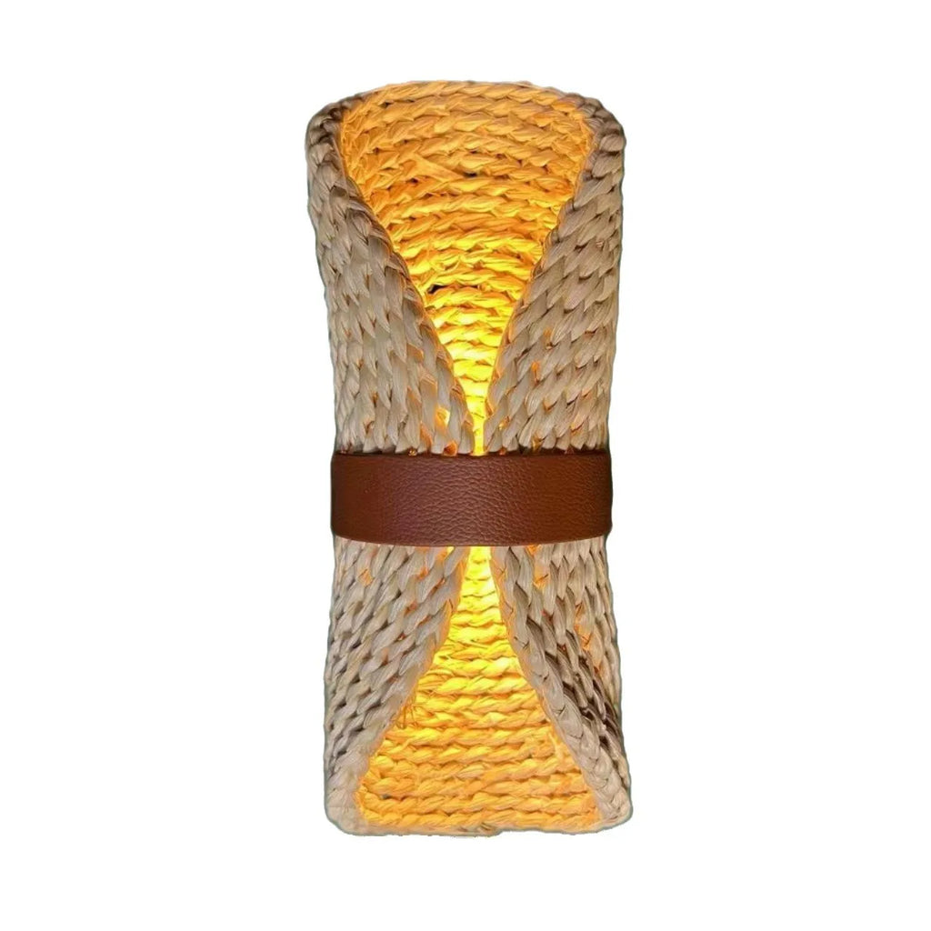 Japanese Retro Hand Woven Rattan Shade Lamp